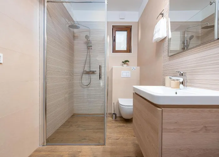 Roza Zadarvillas Vila