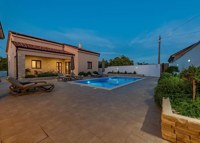 Roza Zadarvillas Vila Lovinac (Zadar)