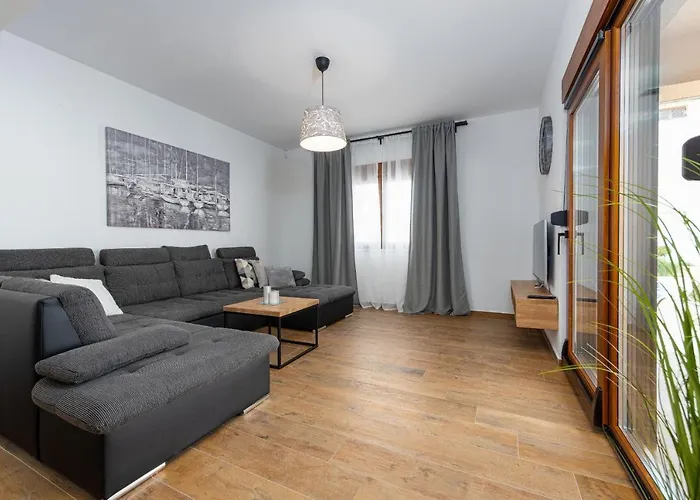 Roza Zadarvillas Vila