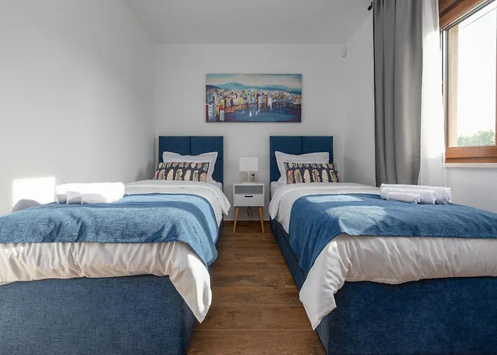 Roza Zadarvillas *