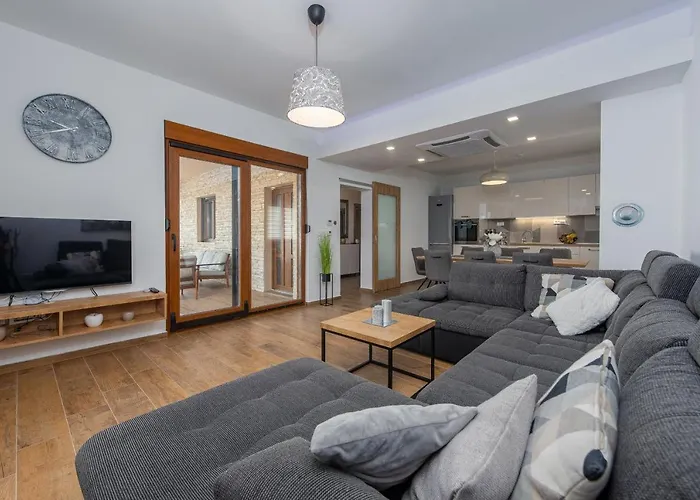 Roza Zadarvillas Вилла